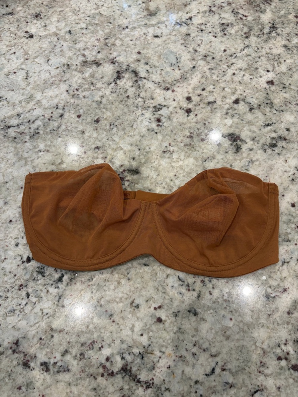 SKIMS Ultra Fine Mesh Strapless Bra - Bronze
